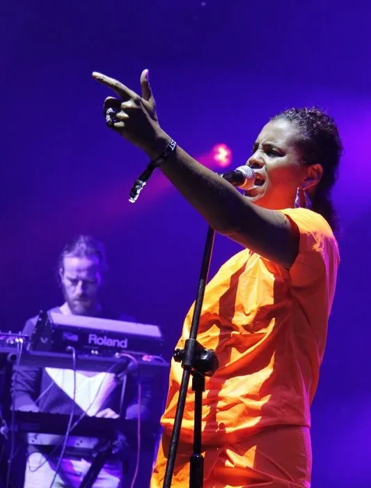 CHERY : PORTRAIT D'UN ARTISTE MUSICAL À DÉCOUVRIR