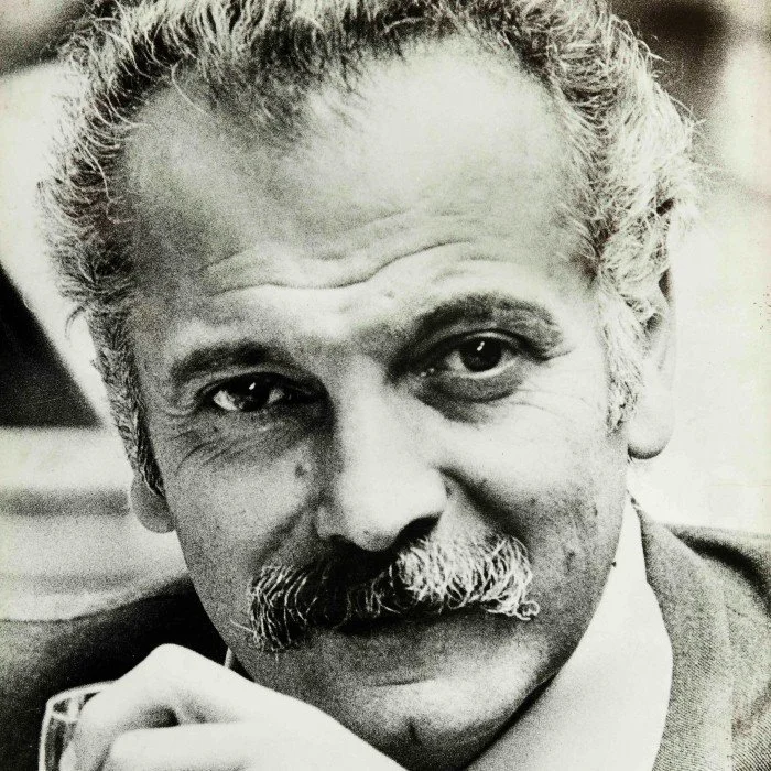 GEORGES BRASSENS : LE POÈTE DE LA CHANSON FRANÇAISE