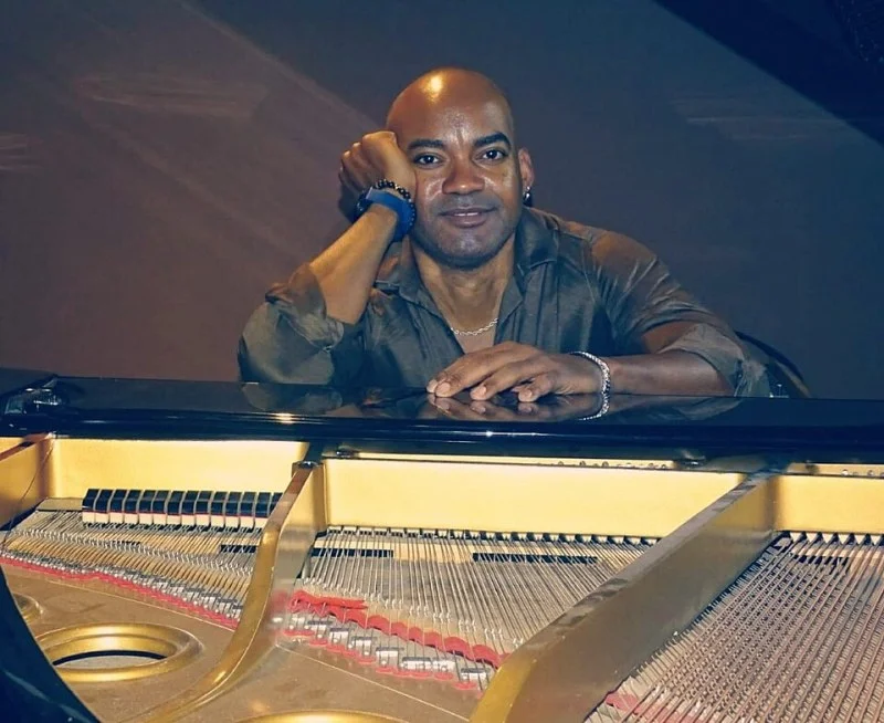 KAREEN GUIOCK-THURAM : VOIX DE LA RADIO ET DU JAZZ