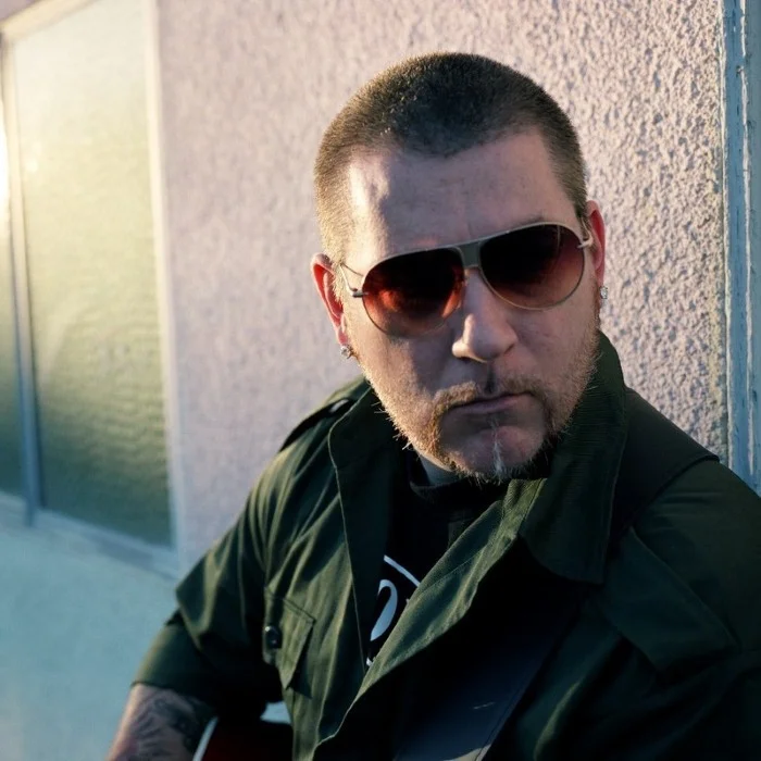 EVERLAST : DU RAP AU BLUES, LA MUE D'UN ARTISTE AMÉRICAIN