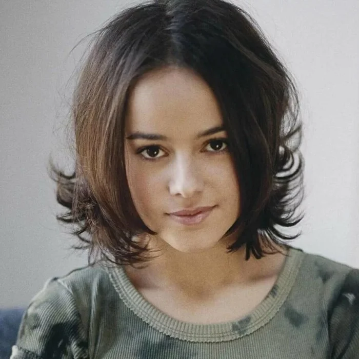 ALIZÉE : LA REINE DE LA POP FRANÇAISE DES ANNÉES 2000