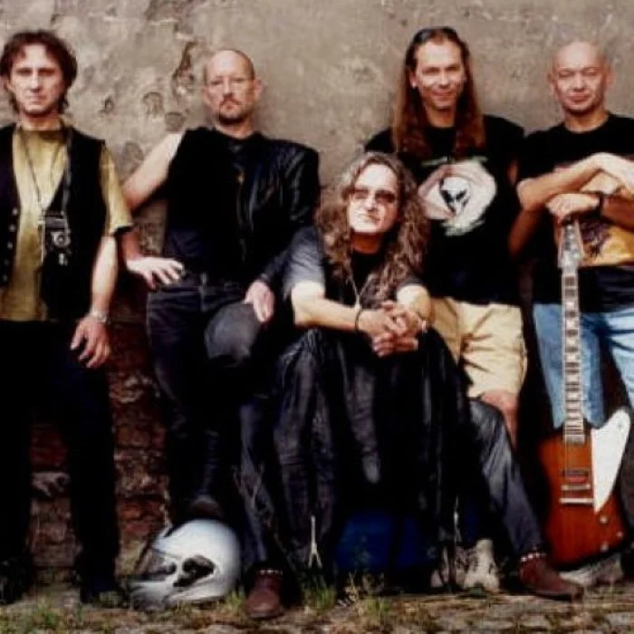 PERFECT : LE GROUPE POLONAIS QUI A MARQUÉ LES ANNÉES 80
