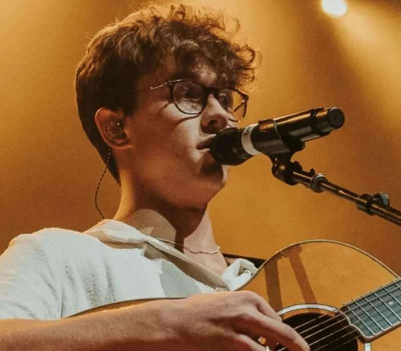 DAVID KUSHNER : LA RÉVÉLATION POP FOLK AMÉRICAINE