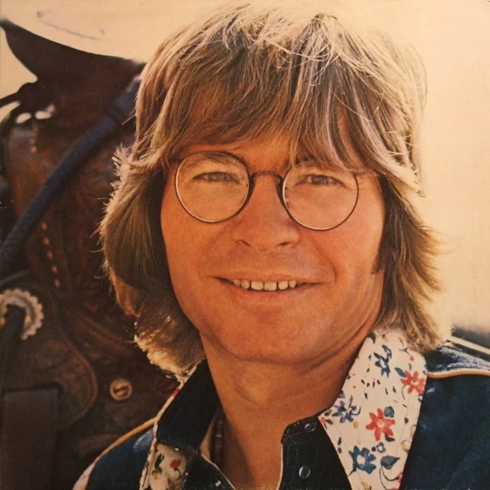 JOHN DENVER : LA VOIX DE LA NATURE ET DE L'AMÉRIQUE