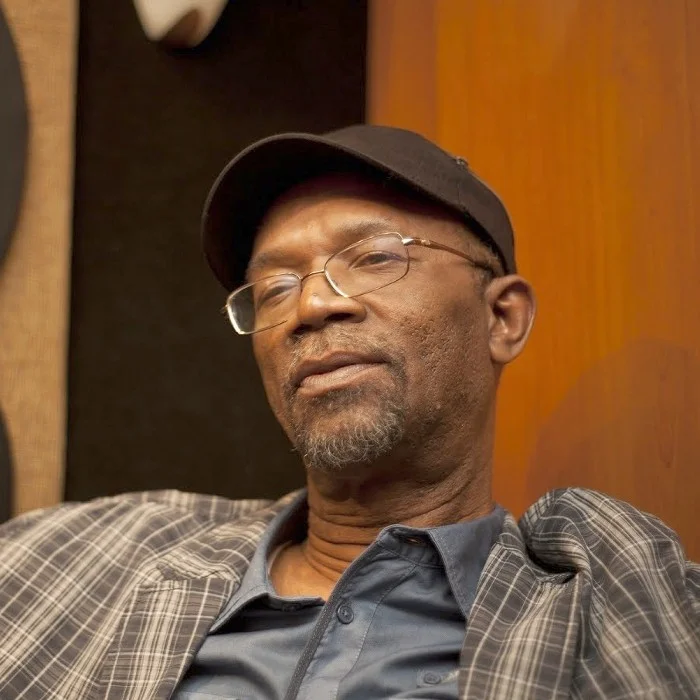 BERES HAMMOND : LA VOIX DOUCE DU REGGAE JAMAÏCAIN