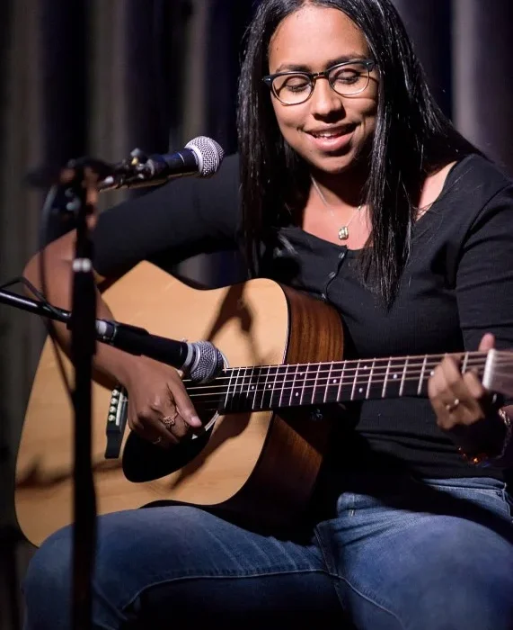 JENSEN MCRAE : LA VOIX INTIME DU BEDROOM POP AMÉRICAIN