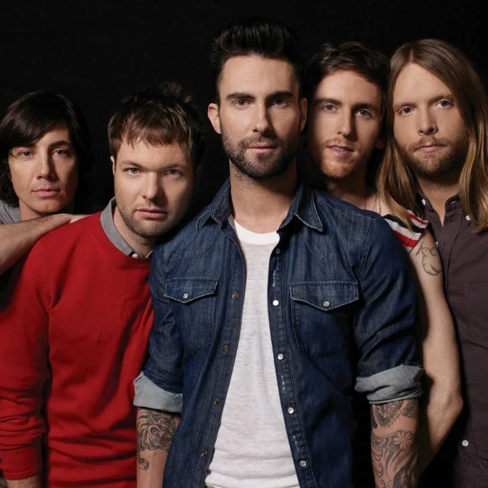 MAROON 5 : LE GROUPE POP ROCK QUI A CONQUIS LE MONDE
