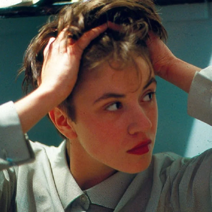 LIZZY MERCIER DESCLOUX : PIONNIÈRE FRANÇAISE DU NO WAVE ET DE LA MUTANT DISCO