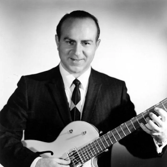AL CAIOLA : LE MAÎTRE DE L'EXOTICA ET DE LA GUITARE HAWAÏENNE