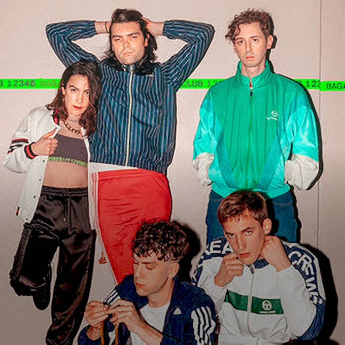 BAGARRE : LE GROUPE POP FRANÇAIS QUI A ENFLAMMÉ LES ANNÉES 2010