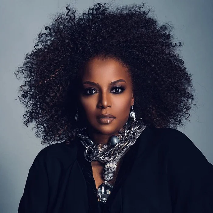 CHANTAY SAVAGE : LA VOIX R&B DE CHICAGO