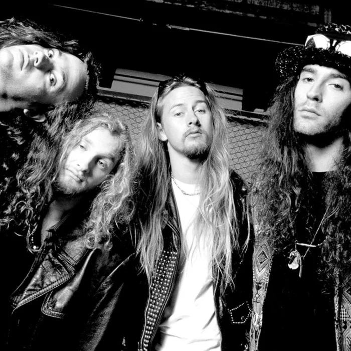ALICE IN CHAINS : L'HÉRITAGE SOMBRE DU GRUNGE DE SEATTLE