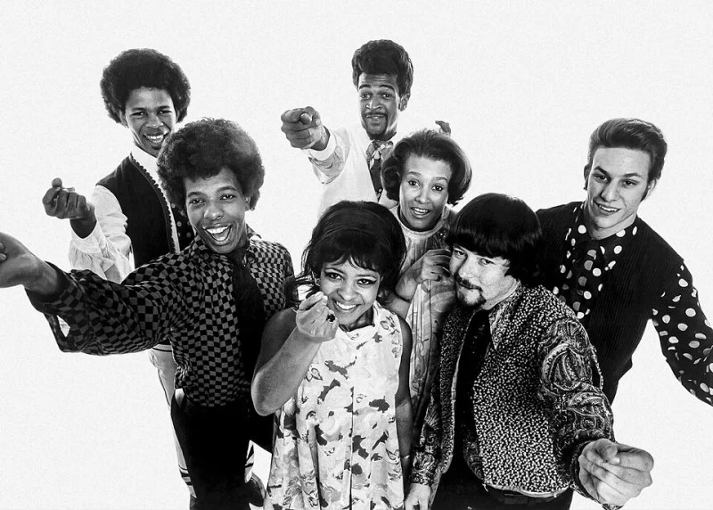 THE FAMILY STONE : L'ÂME DE LA FUSION FUNK SOUL