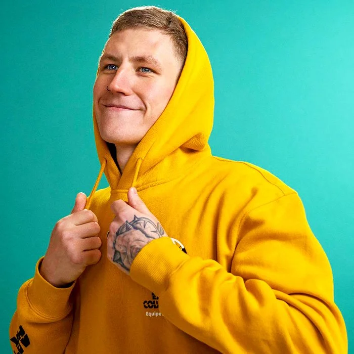 NATHAN EVANS : DU TIKTOK AU SOMMET DES CHARTS
