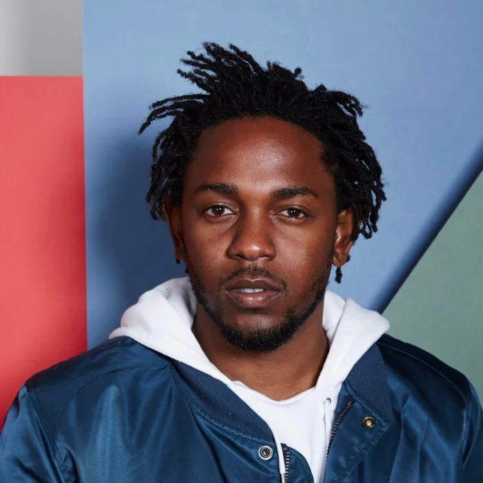 KENDRIK LAMAR : LE POÈTE DE COMPTON QUI A RÉINVENTÉ LE HIP-HOP