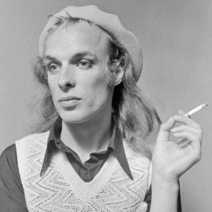 BRIAN ENO : LE PÈRE DE LA MUSIQUE AMBIANTE