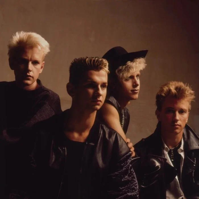 DEPECHE MODE : L'ICÔNE DE LA SYNTH-POP BRITANNIQUE