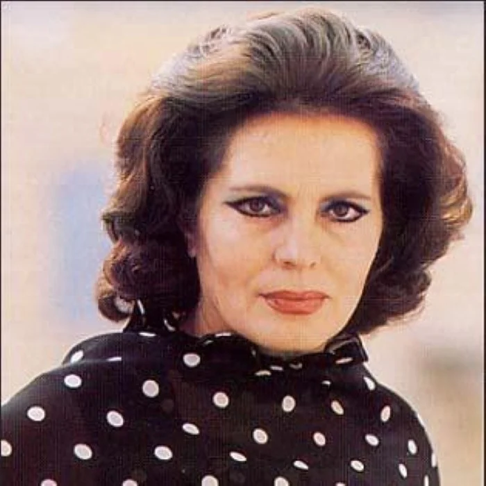 AMÁLIA RODRIGUES : LA REINE DU FADO, LÉGENDE PORTUGAISE