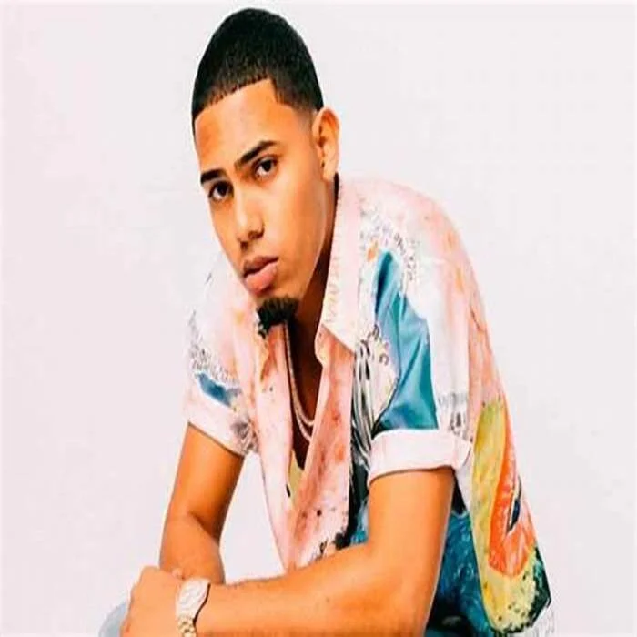 MYKE TOWERS : LA STAR DU REGGAETON ET DU TRAP LATINO