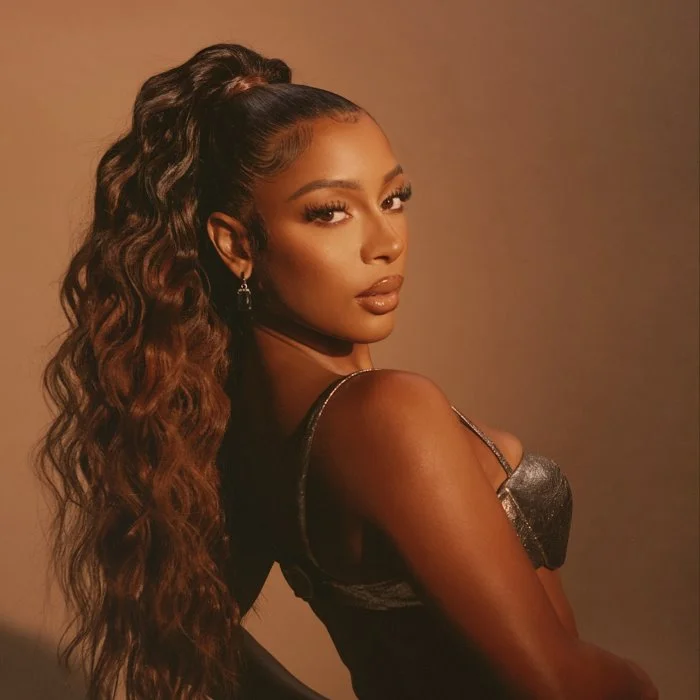 VICTORIA MONÉT : LA REINE DE L'ALTERNATIVE R&B