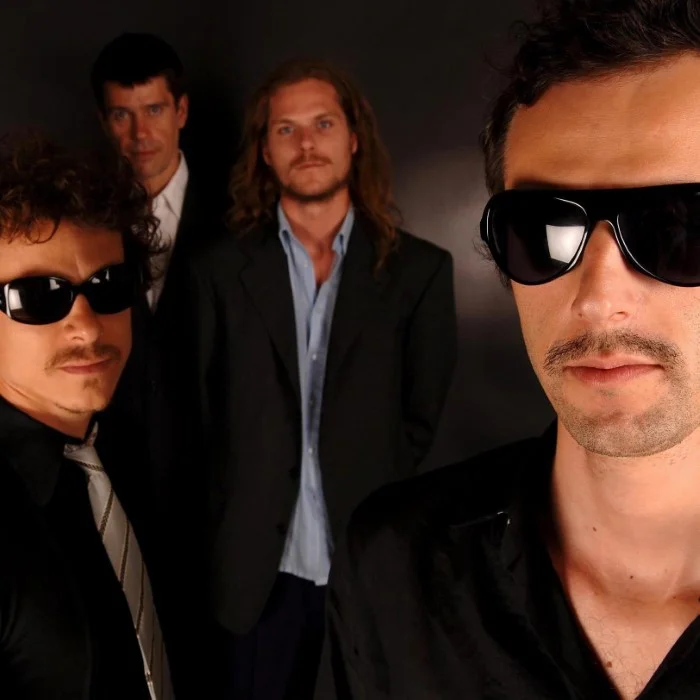 GHINZU : L'INDIE ROCK BELGE QUI A MARQUÉ LES ANNÉES 2000