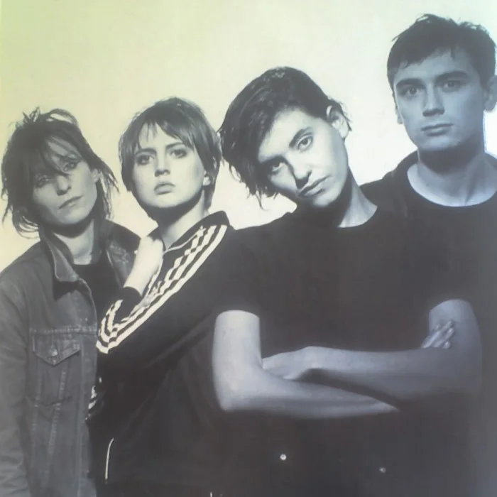 ELASTICA : LE SON BRITPOP QUI A SECOUÉ LES ANNÉES 90