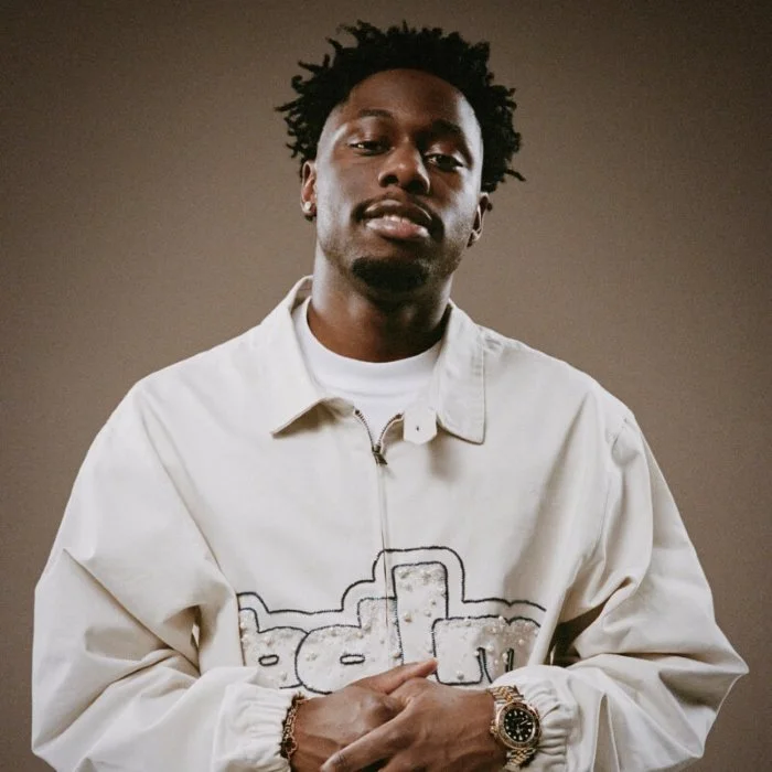 TIAKOLA : LE PHÉNOMÈNE DU RAP FRANÇAIS DE BONDY
