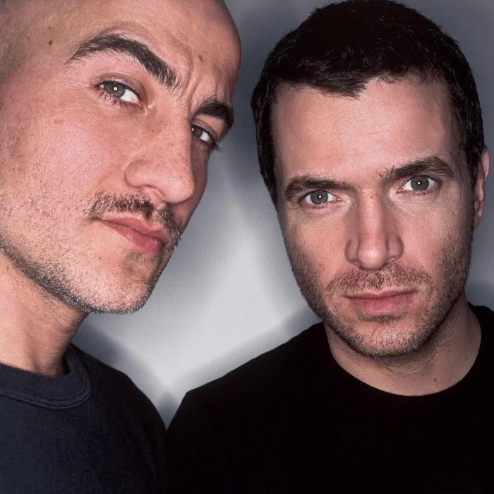 CASSIUS : LE DUO FRENCH ELECTRO QUI A INFLUENCÉ LA MUSIQUE ÉLECTRONIQUE