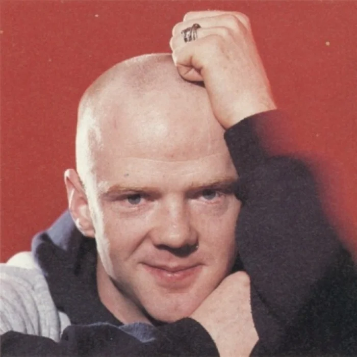 JIMMY SOMERVILLE : LA VOIX ICONIQUE DE LA SYNTH-POP