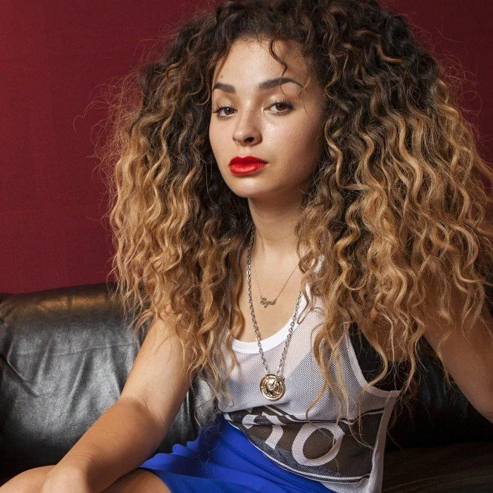 ELLA EYRE : LA VOIX NEO-SOUL BRITANNIQUE