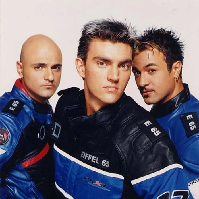 EIFFEL 65 : LE TRIO ITALIEN QUI A CONQUIS LE MONDE AVEC SON EURODANCE