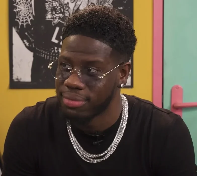 FRANGLISH : BIOGRAPHIE DU RAPPEUR FRANCO-CONGOLAIS