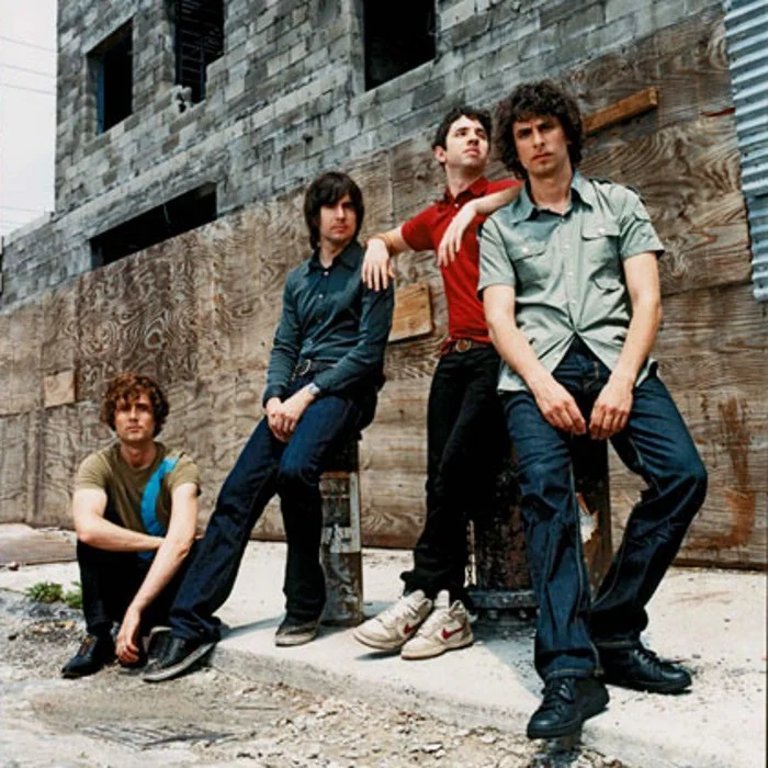 THE RAPTURE : LE GROUPE NEW-YORKAIS QUI A RÉINVENTÉ LA DANCE-PUNK