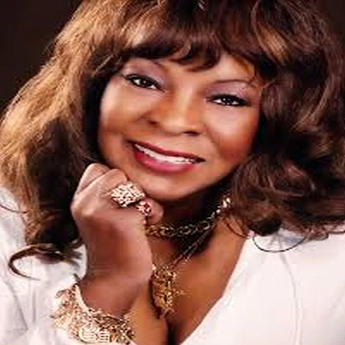 MARTHA REEVES : LA VOIX INOUBLIABLE DE LA SOUL MOTOWN
