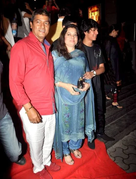 AADESH SHRIVASTAVA : COMPOSITEUR LÉGENDAIRE DU CINÉMA INDIEN