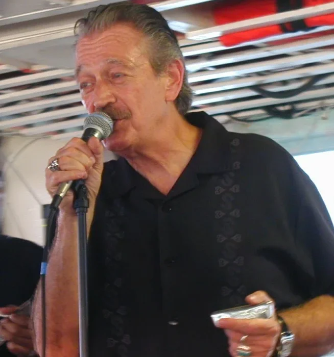 SUGAR RAY NORCIA : LE BLUESMAN AMÉRICAIN À LA VOIX D'OR