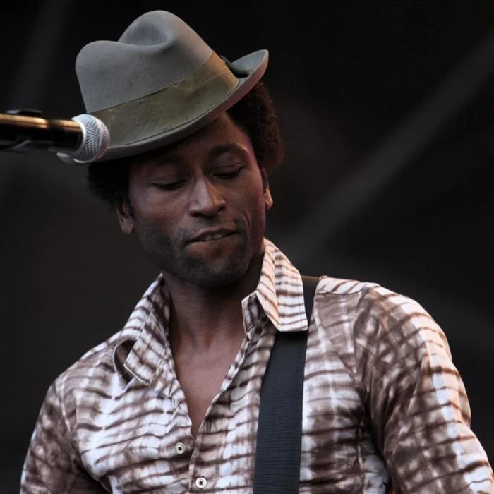 KEZIAH JONES : LE PIONNIER DU BLUFUNK QUI A RÉVOLUTIONNÉ LE BLUES