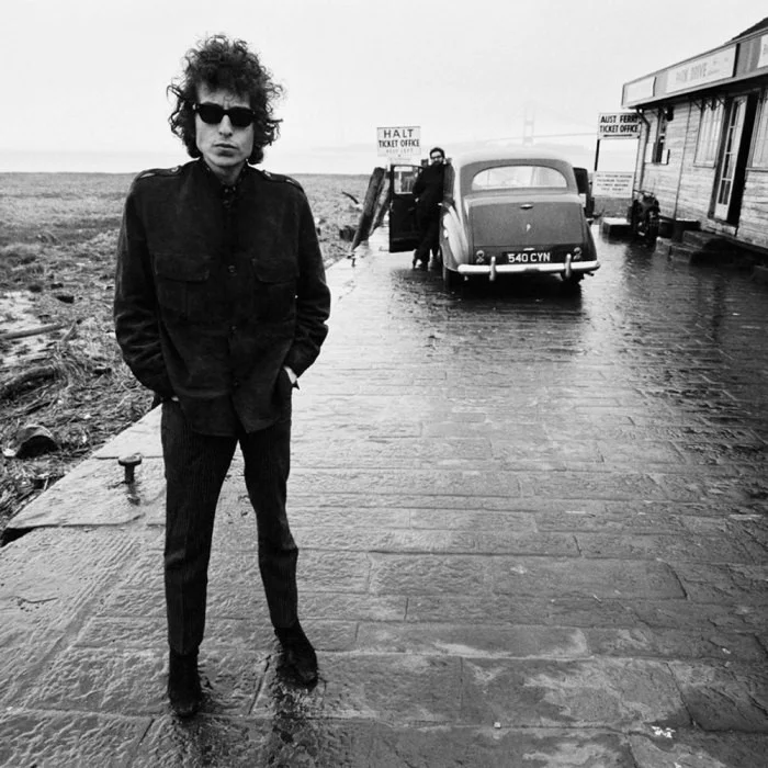 BOB DYLAN : LÉGENDE DU FOLK ET PRIX NOBEL DE LITTÉRATURE
