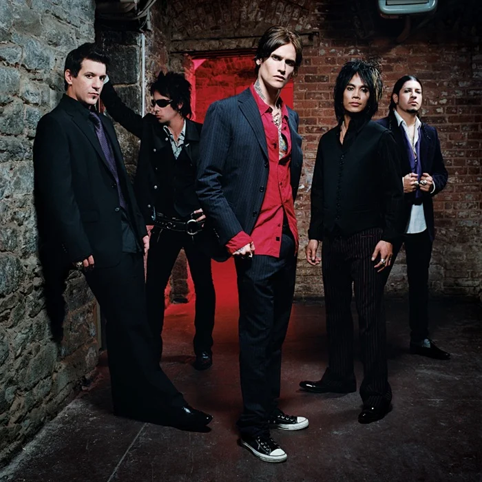 BUCKCHERRY : LE HARD ROCK CALIFORNIEN QUI A ENFLAMMÉ LES ANNÉES 2000