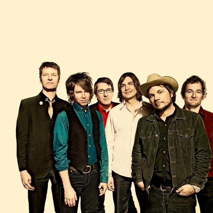 WILCO : LE GROUPE D'ALT-ROCK AMÉRICAIN QUI A RÉINVENTÉ L'AMERICANA