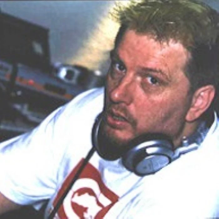 COMMANDER TOM : PIONNIER DE LA TRANCE ET DE LA TECHNO