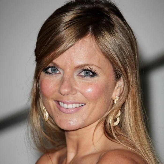 GERI HALLIWELL : DE SPICE GIRL À ICÔNE POP SOLO