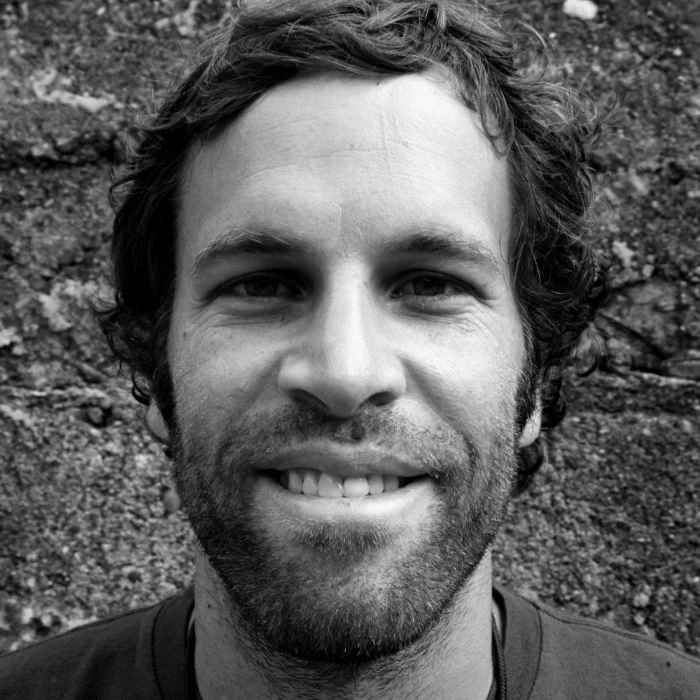 JACK JOHNSON : LE CHANTEUR AUX VAGAPES APAIÉES