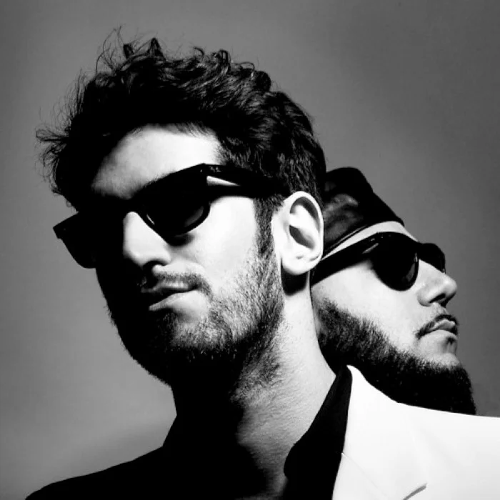 CHROMEO : LE DUO ÉLECTRO-FUNK CANADIEN QUI A RÉINVENTÉ LE DISCO