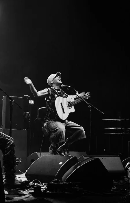 AVENUE BEAT : LE TRIO POP QUI A CONQUIS LE MONDE