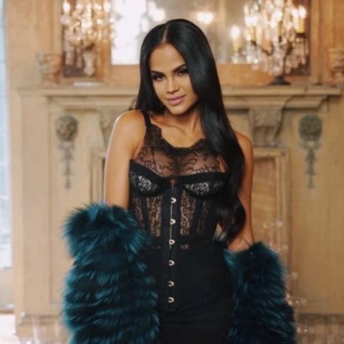 NATTI NATASHA : LA REINE DU REGGAETON ET DE LA POP LATINE