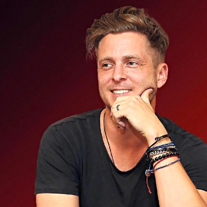 RYAN TEDDER : L'HOMME DERRIÈRE LES HITS PLANÉTAIRES