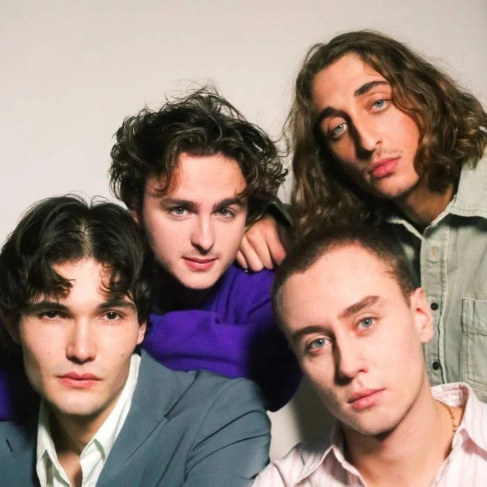 LATER. : LE GROUPE ÉPHÉMÈRE QUI A MARQUÉ LA SCÈNE FRANÇAISE