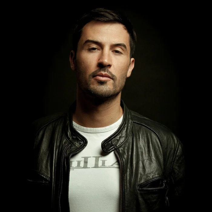 YVES LAROCK : LE SUISSE QUI A FAIT DANSER LE MONDE