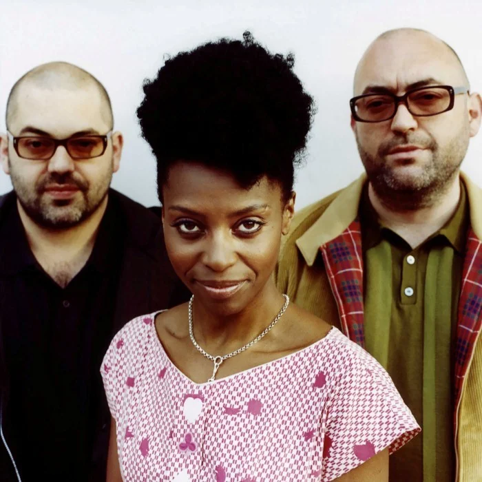 MORCHEBA : L'ÉLÉGANCE DU TRIP HOP BRITANNIQUE